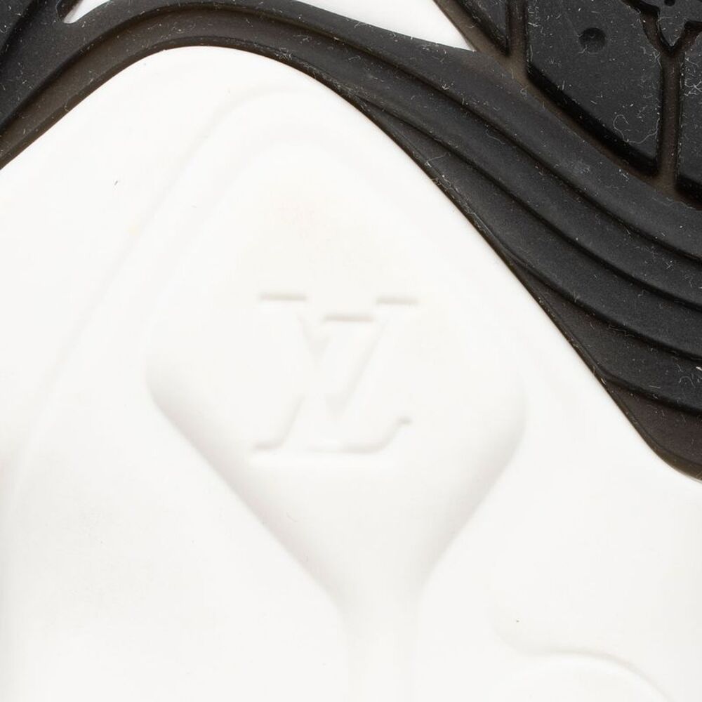 Louis Vuitton Mesh Run 55 Sneakers - Size 8 / 38 - Picture 10 of 10